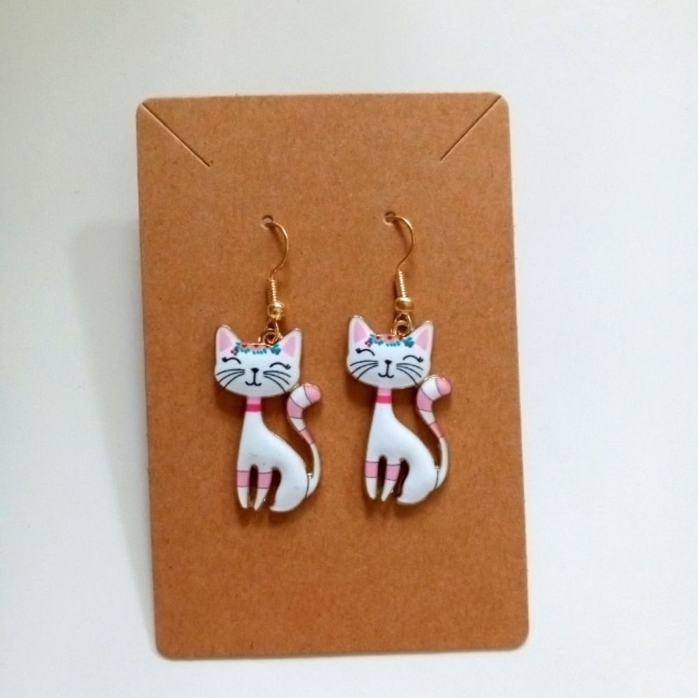 Cute Cat Earrings for Pet Lovers - White and Pink